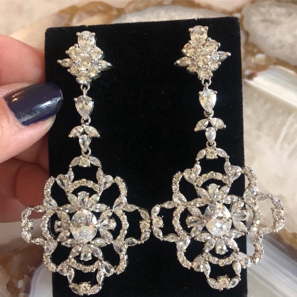 Stunning Byzantine Swarovski Statement Earrings-Boutique - Picture 4 of 9